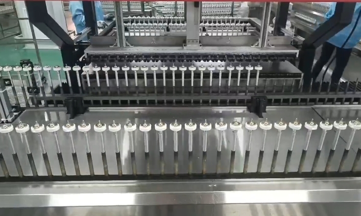 喷涂生产自上下料